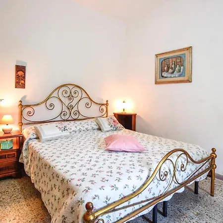 Дом отдыха 2 Bedroom Amazing In
